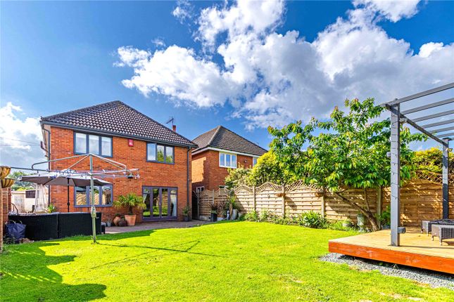 117, Tile Kiln Lane, Hemel Hempstead photo 3