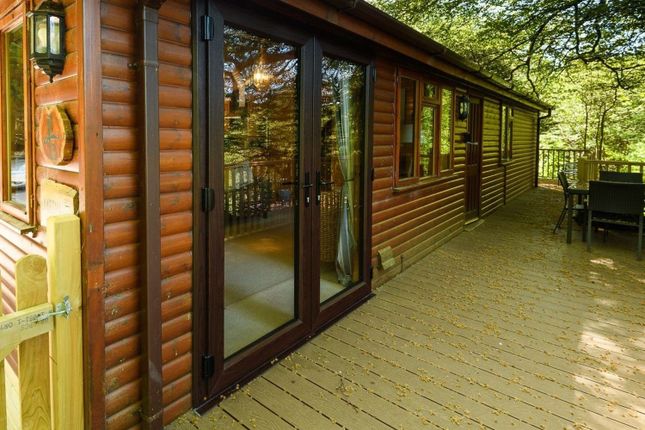 3-bed house on Lakeshaven, Skiptory 16,, White Cross Bay Holiday Park & Marina, Windermere, £99,950