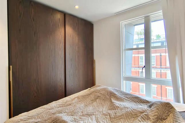 Flat to rent in Esther Anne Place, London