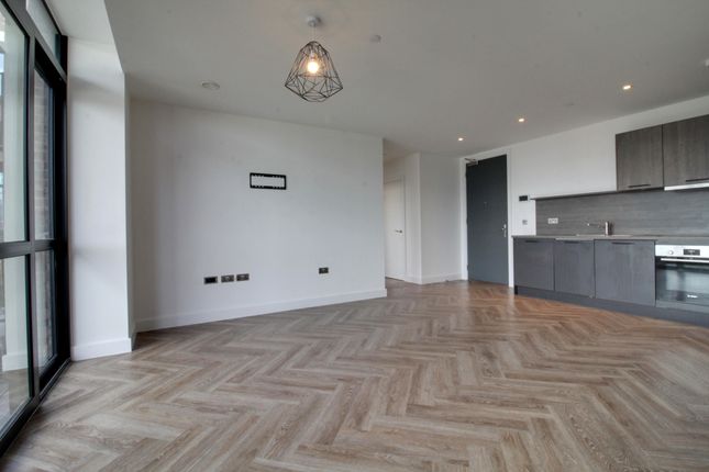 Thumbnail Flat to rent in Priory House, 20 Gooch Street North, Birmingham City Centre