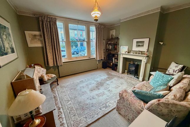 35, Milton Road, Egham photo 2