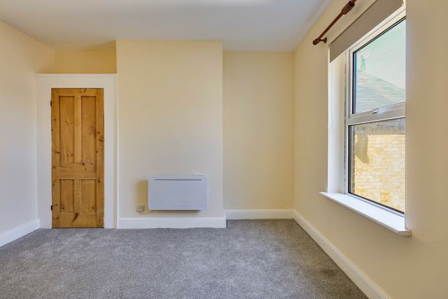 103a  Cherry Hinton Road, Cherry Hinton Road, CAMBRIDGE photo 3