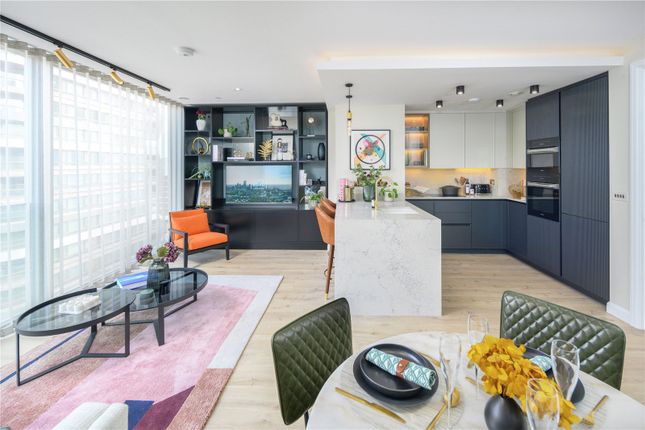 Thumbnail Property for sale in Siena House, London