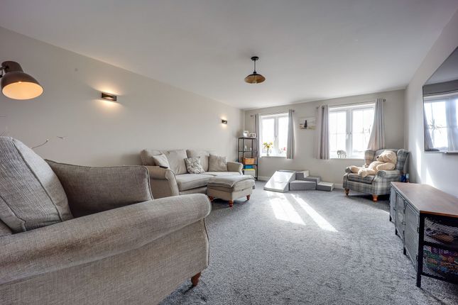 151 School Road, Wisbech photo 3