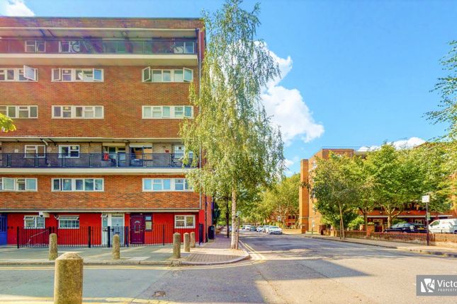 Thumbnail Flat to rent in Wimbourne Court, Wimbourne Street, Shoreditch, London