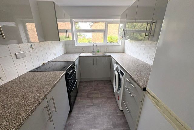 63A, Eastbourne photo 2
