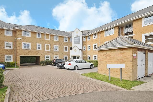 113, International Way, Sunbury-on-thames photo 5