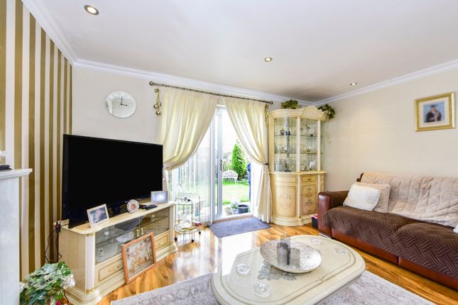 4, White Cross View, Barnsley photo 4
