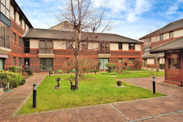Property for sale in Sunningdale Court, Gordon Place, Southend-On-Sea, Essex