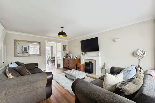 29, Sunholme Drive, Wallsend photo 3