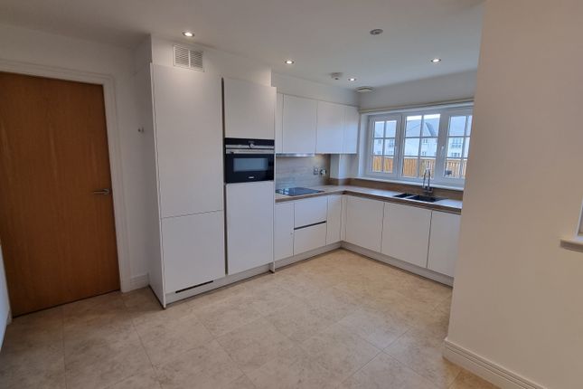 Laverock Braes Crescent, Aberdeen photo 5