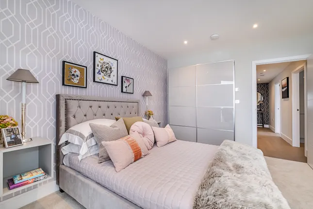 Hamptons - London New Homes