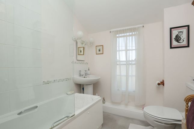 Terraced house for sale in Abbey Street, Faversham