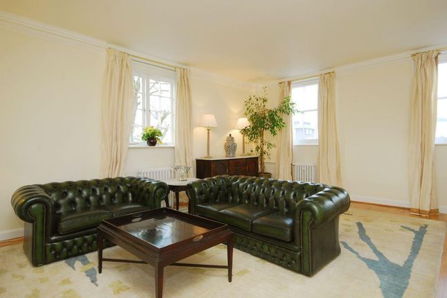 Thumbnail Flat to rent in Hyde Park Street, Hyde Park, London W2.