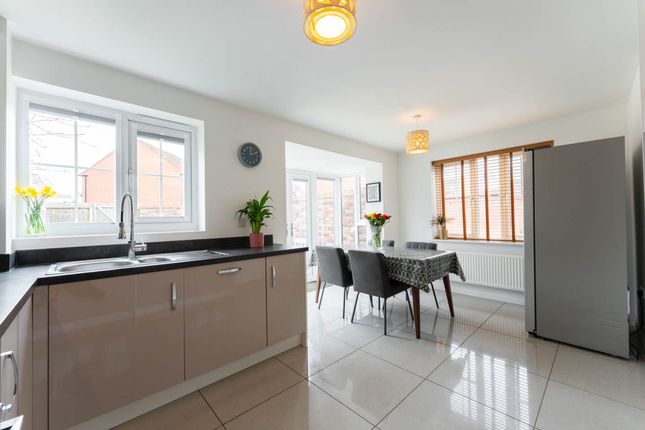 24 Summerhill Place, Market Harborough photo 4