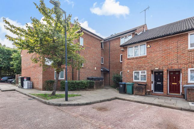 Flat for sale in Wilson Close, Wembley