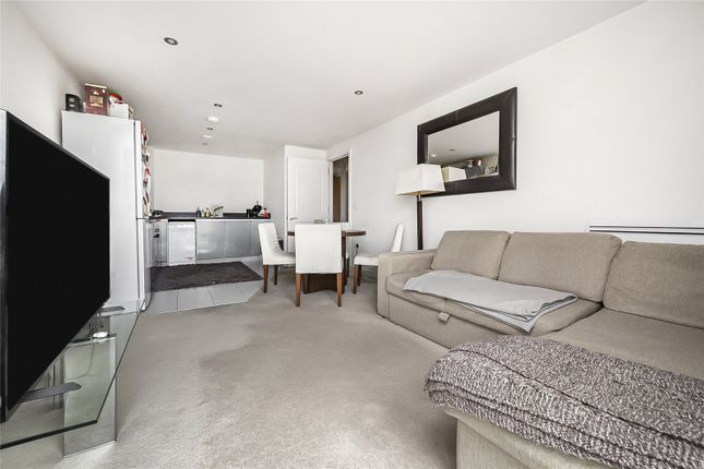 93, Reed House, London photo 4