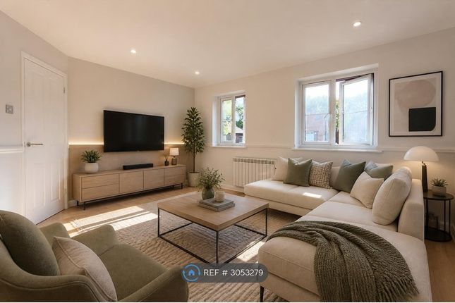 Flat, Alison Court Booth Road, London photo 3