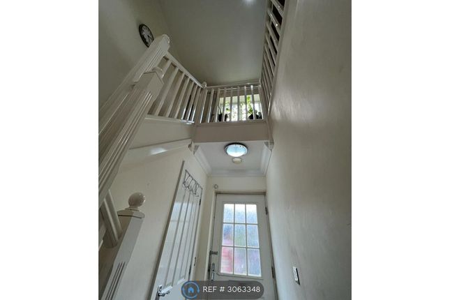 Tiggall Close, Earley, Reading photo 2