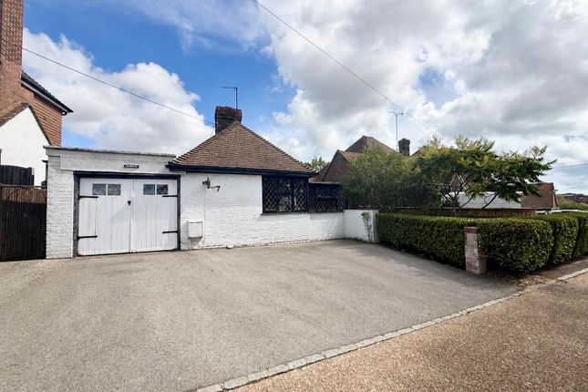 2-bed detached on Jesdene, Lion Hill, Pevensey, £260,000