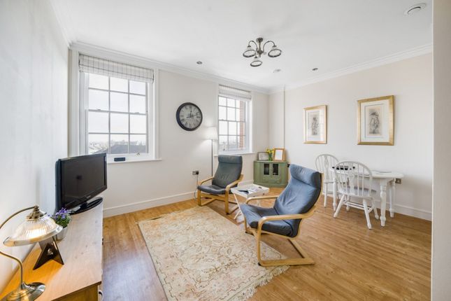 2 Escalus House, Poundbury, Dorchester photo 2