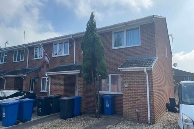 Thumbnail Property to rent in Dawn Redwood Close, Horton, Slough