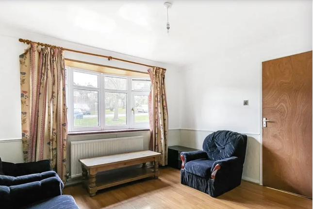 26, Moorlands Avenue, London photo 2