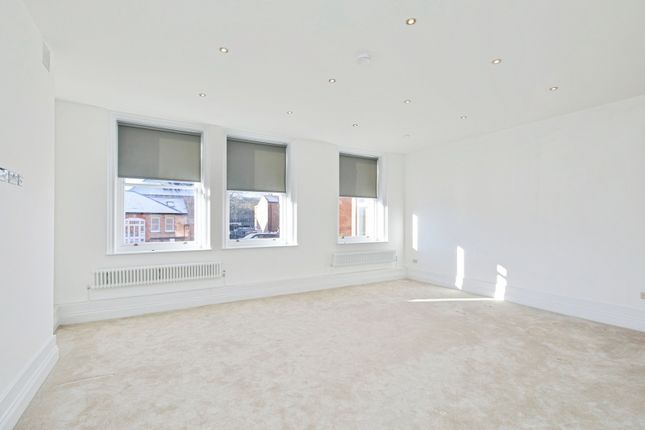 Apartment 9, Middleton House, 27, St. Marys Gate, Derbyshire photo 2