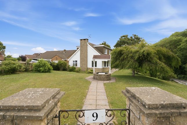 9 Rochester Close, Weston-Super-Mare photo 2