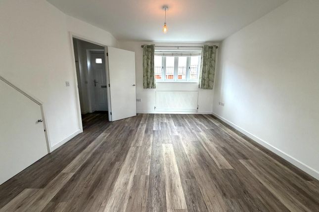 2, Polden Court, Ashcott photo 2