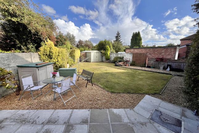 22, Davehall Avenue, Wilmslow photo 4
