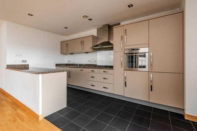 Flat for sale in 2/3 Western Harbour Place, Edinburgh