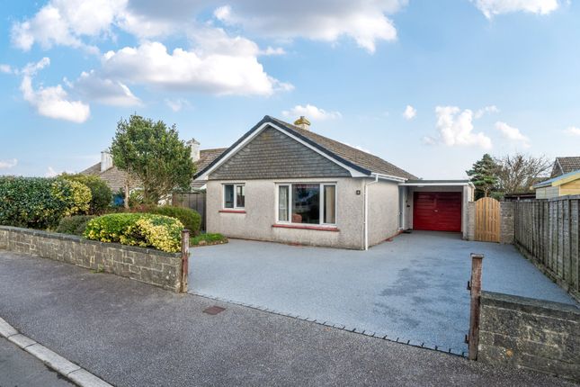 3-bed bungalow on Barton Close, Cornwall, £335,000