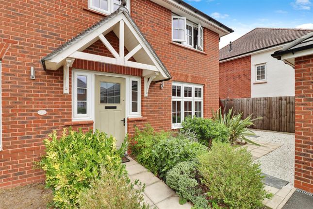 37, Moorland Road, Sandbach photo 2