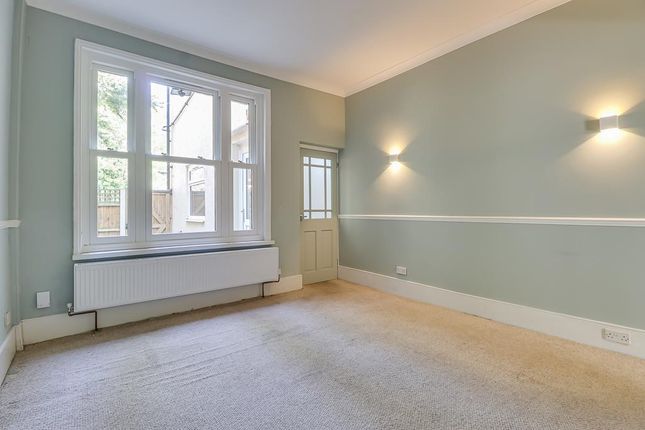 Flat A Northlands House, 52, Park Road, Westcliff-on-Sea photo 3