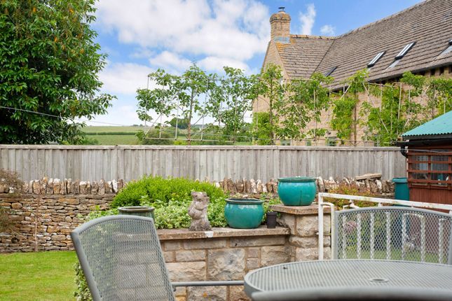 20 Shipton Road, Chipping Norton photo 2