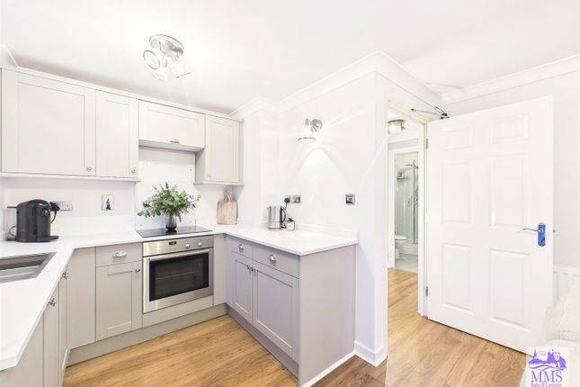 Flat 2, 206, Bull Lane, Eccles, Aylesford photo 2