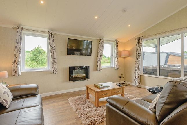 Plot 7A, Woodhall Country Park, Lincolnshire photo 3