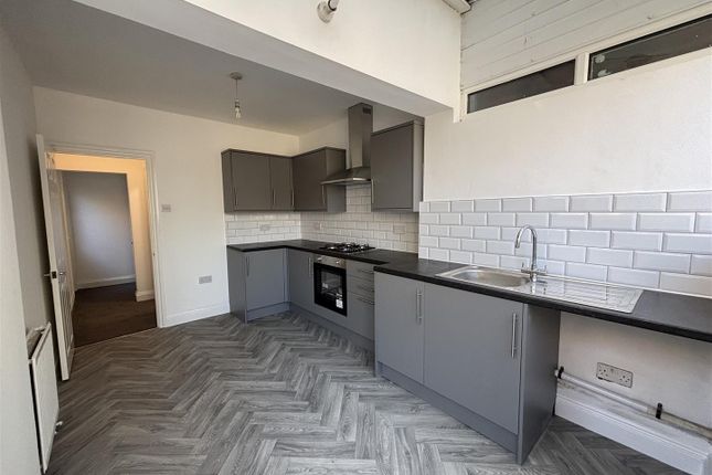 181, North Road, Westcliff-On-Sea photo 4