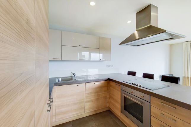 Flat 72, Vertex Tower, Deptford photo 4