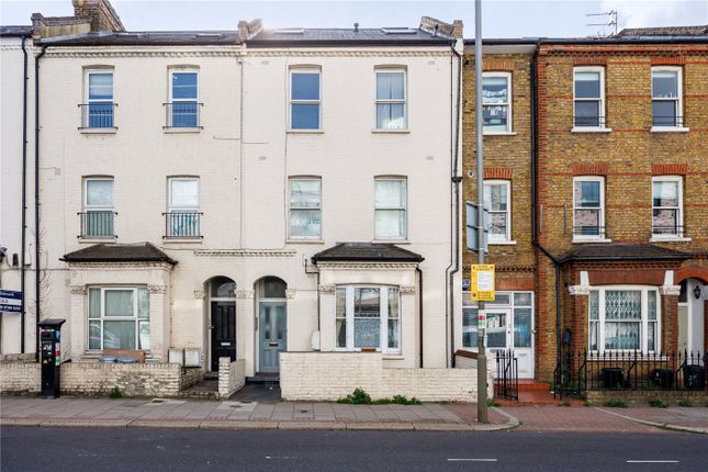 2-bed flat on Top Floor Flat, 211, Putney Bridge Road, London, £530,000