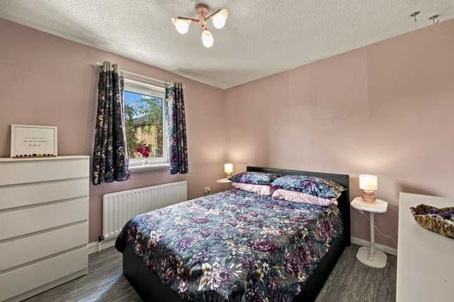 109d Budhill Avenue, Glasgow photo 4