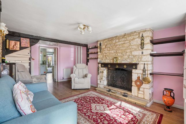 77 Hailey Road, Witney photo 2