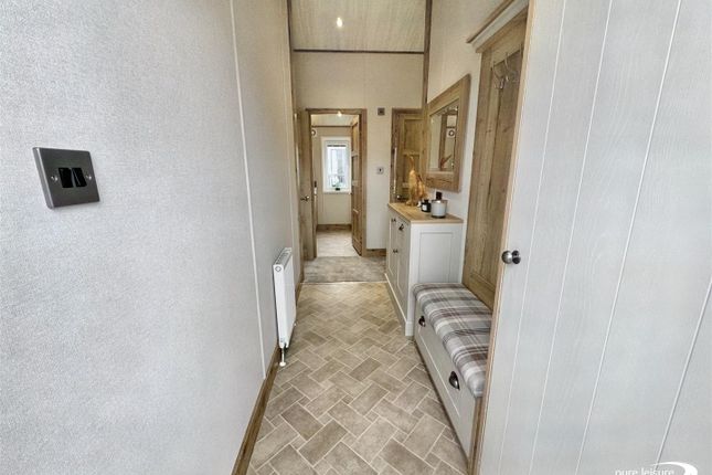 Mobile/park home for sale in Lakesway Holiday Home And Lodge Park, Levens, Kendal