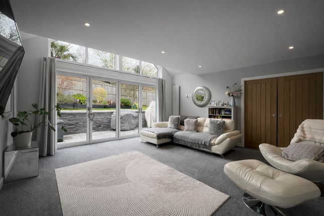19A, Woodland Avenue, Dursley photo 4