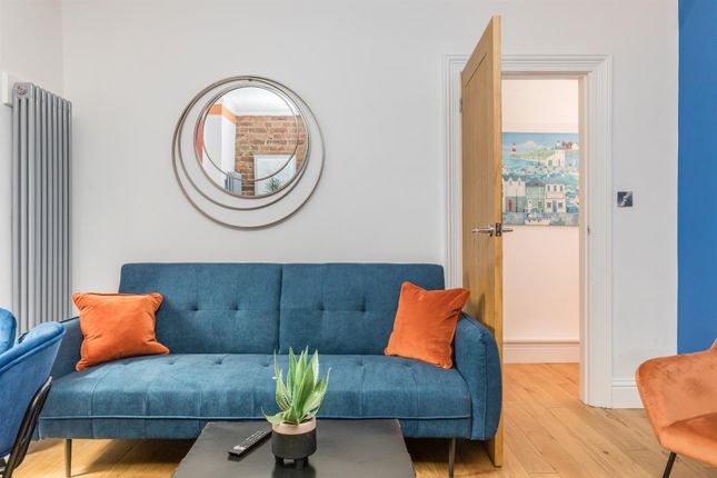 Flat to rent in Ditchling Rise, Brighton