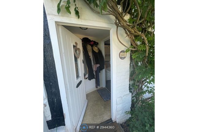Binscombe, Godalming photo 2