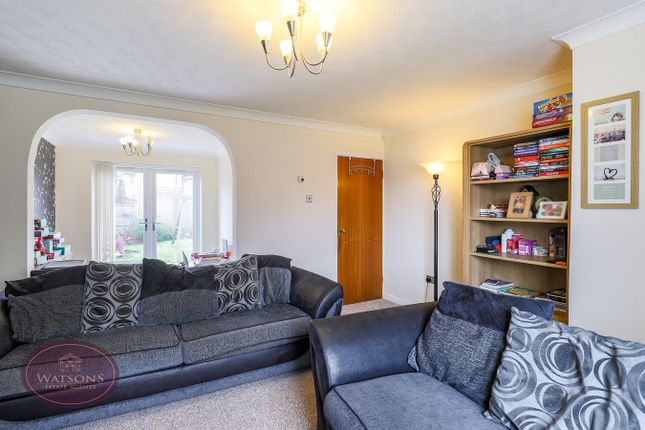 41, Springfield Drive, Nottingham photo 3