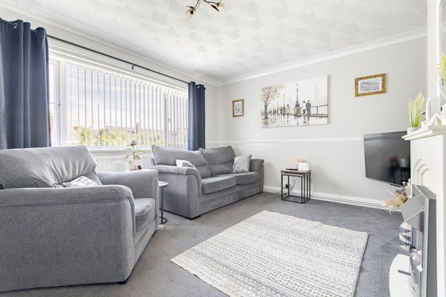 33 Jasmine Gardens, Great Yarmouth photo 4