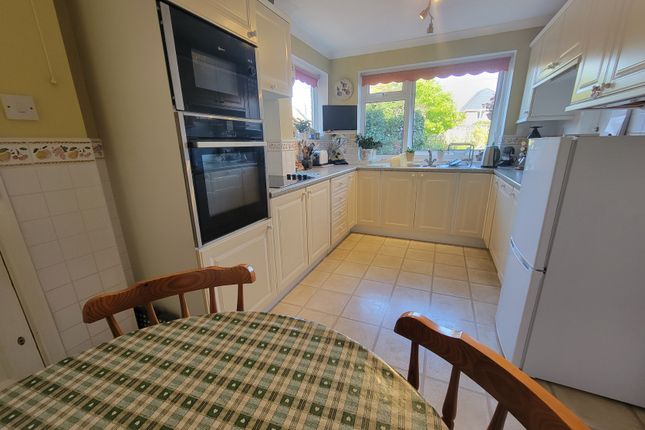 10, St. Peters Close, Henley, Ipswich, Suffolk, IP6 photo 4